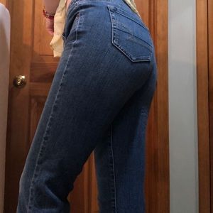 American Eagle Regular Rise Boyfriend Jeans
